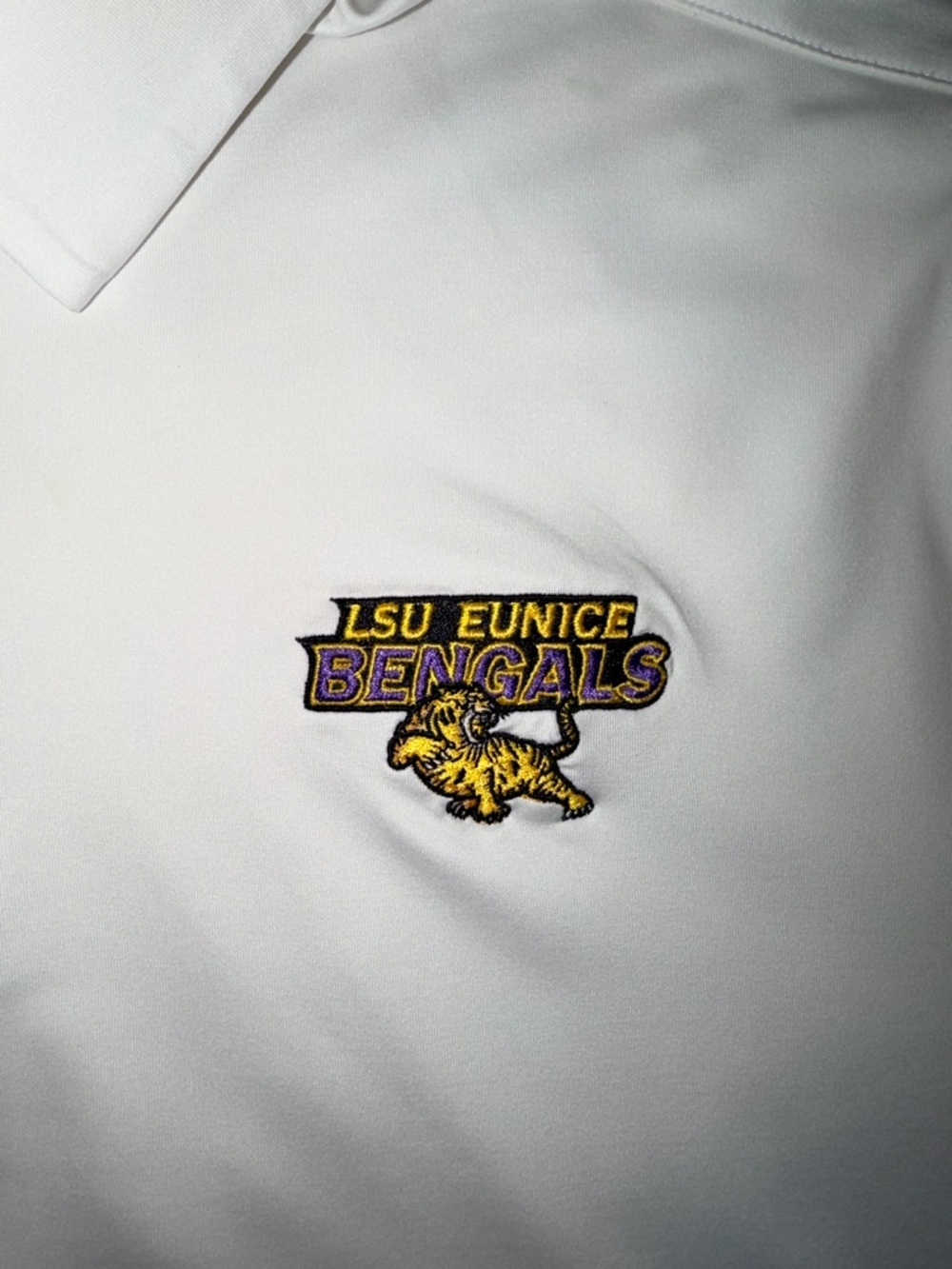 ✨ LSU E ✨ Eunice. Polo style shirt with collar and buttons.
